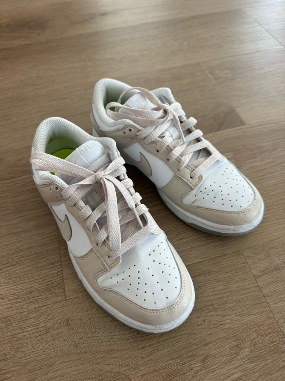 Nike Dunk Low White and Cream, 37